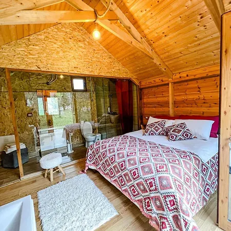 Farm stay Logu I Harushave