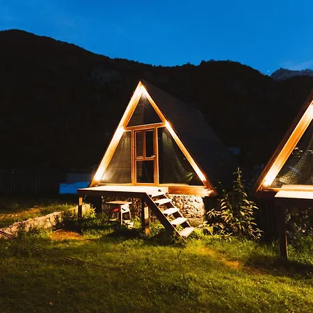 Logu I Harushave مزرعة للإقامة *