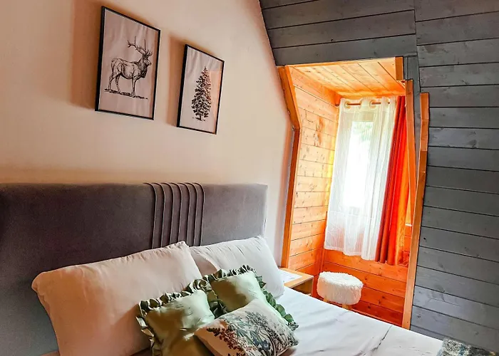 农家乐 Logu I Harushave 泰斯